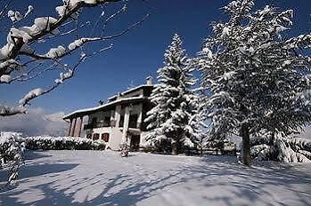 Hotel Tivet Gressan Exterior photo